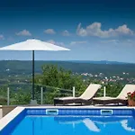 Rosa Prázdninový dům Labin (Istria)