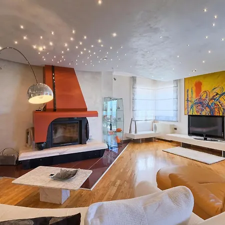 Holiday home Rosa